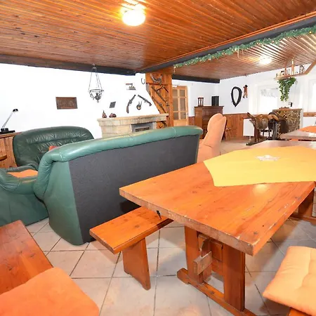 Casa vacanze In Mountains Near Slopes